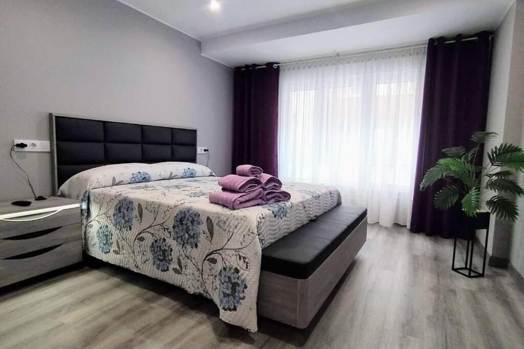 Ca Lolina Playa Apartment Хихон Екстериор снимка