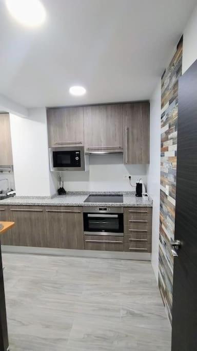 Ca Lolina Playa Apartment Хихон Екстериор снимка