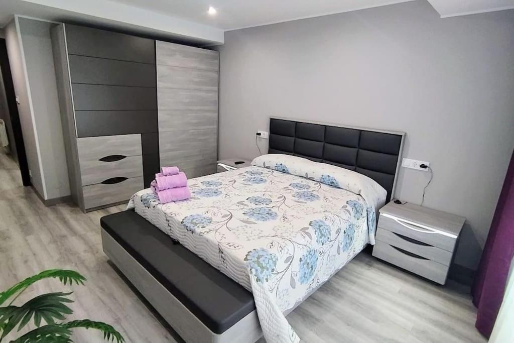 Ca Lolina Playa Apartment Хихон Екстериор снимка